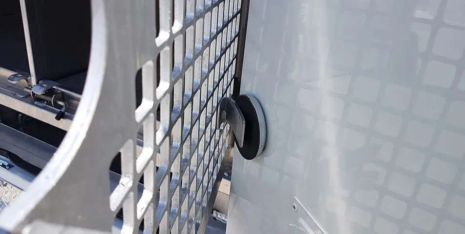 Animal Transport Bodies with secure door hold back latches