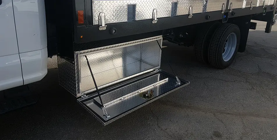 Flat Bodies with lower storage compartment